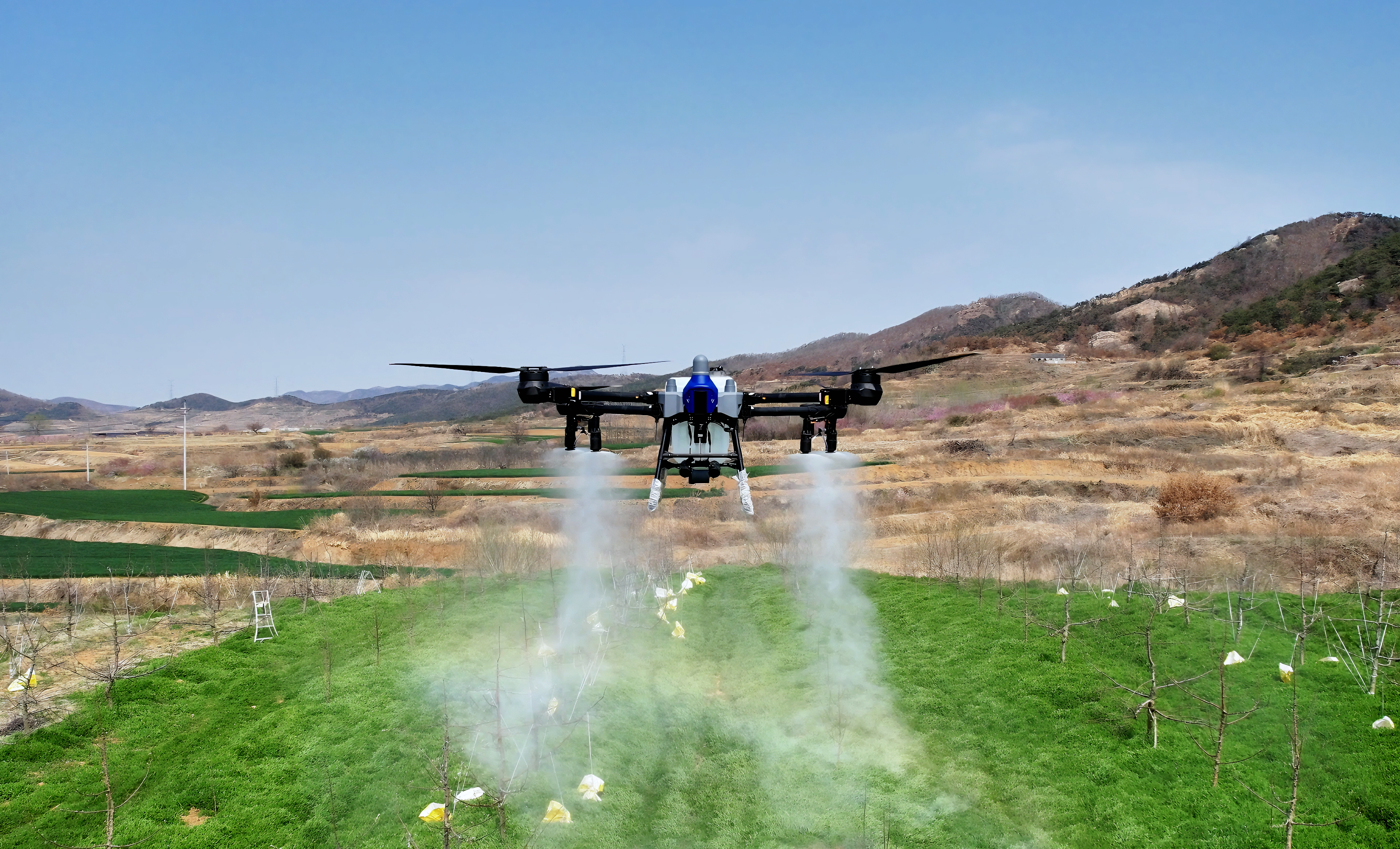 Drone J150 em operação